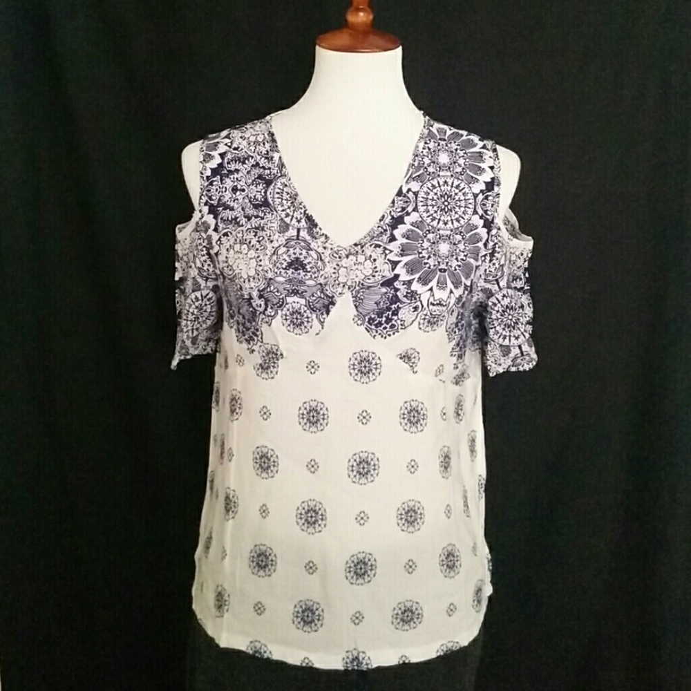 Gifted to Posh shopper!