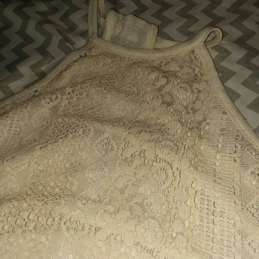 Very beautiful top?????? - Picture 2 of 4