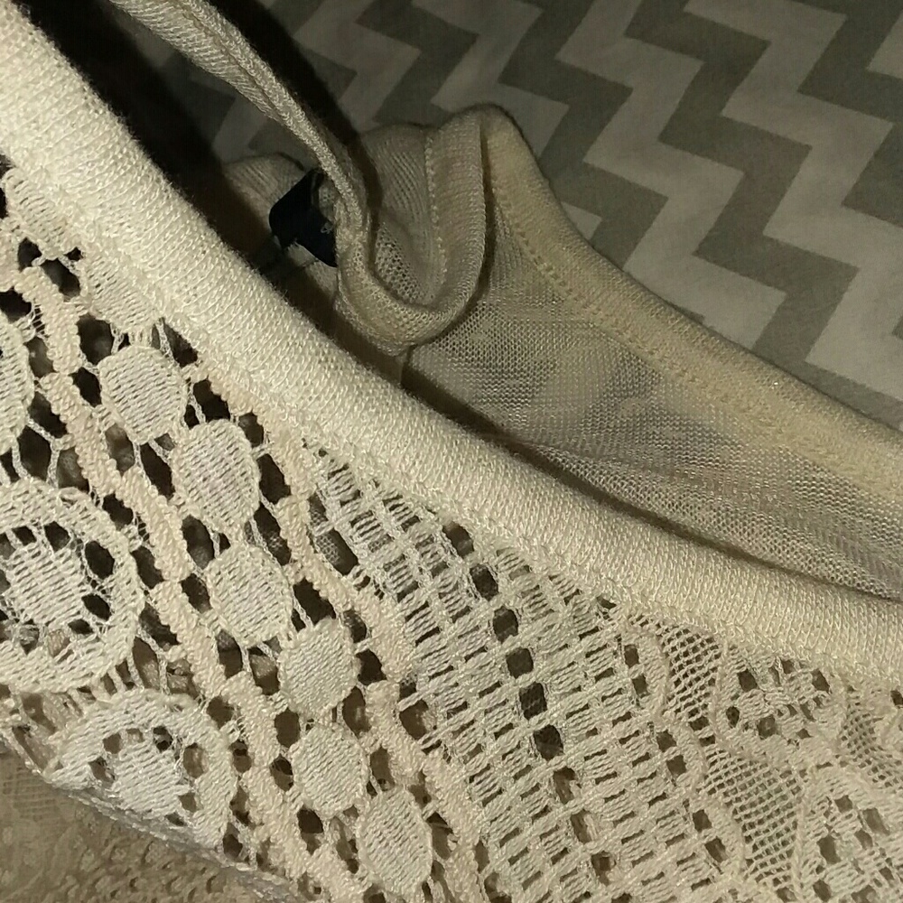 Very beautiful top?????? - Picture 3 of 4