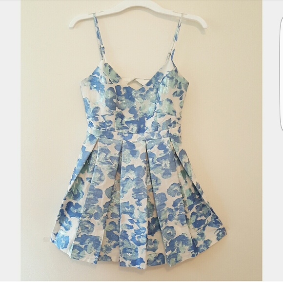 Kimchi Blue Dresses & Skirts - Kimchi Blue Metallic Blue Floral Dress