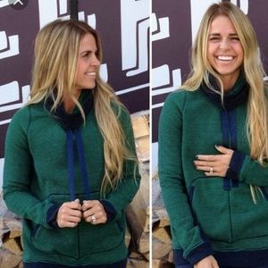 Lululemon Avenue Pullover 8