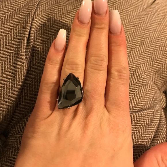 Stone ring - Picture 2 of 4
