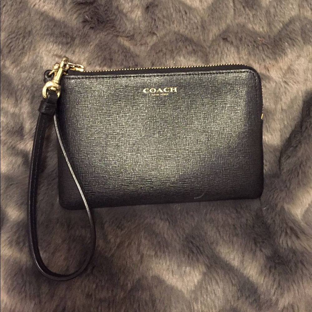 Coach Corner Zip Wristlet