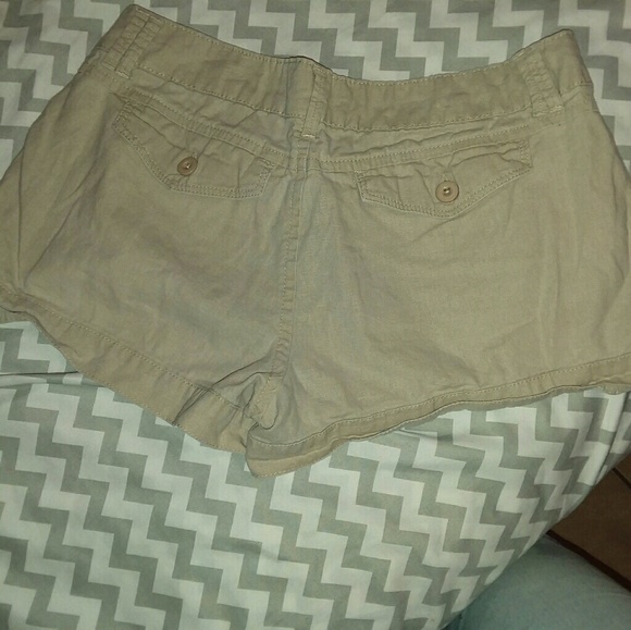 ??SHORTS!! - Picture 2 of 3