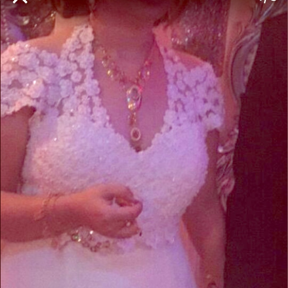 Wedding dress