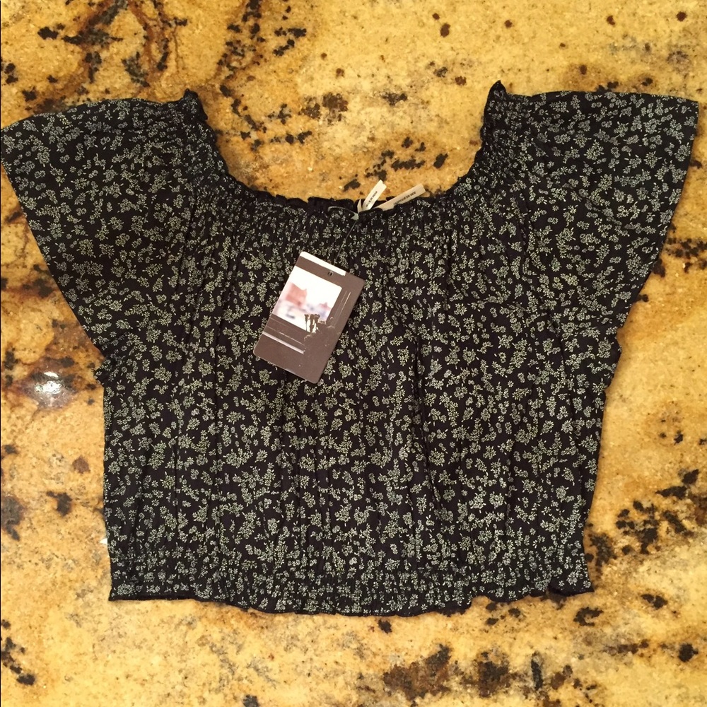Urban Outfitters - Floral Crop Top