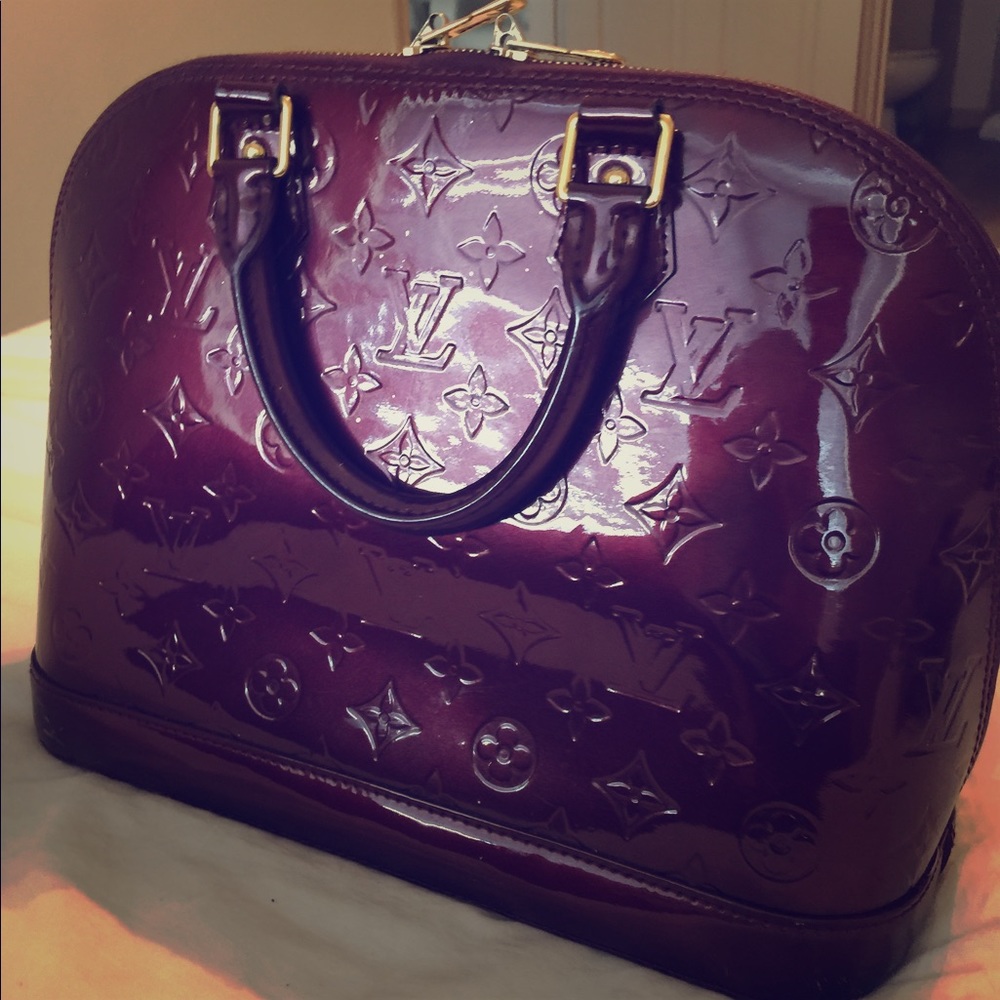 LV BAG