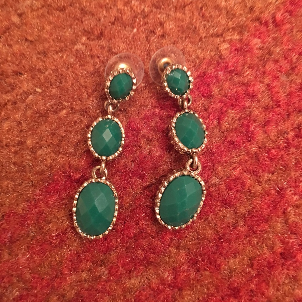 Antique Emerald Green costume earrings