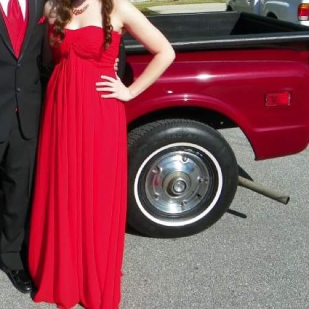 Red Prom / Formal / Bridesmaid Dress