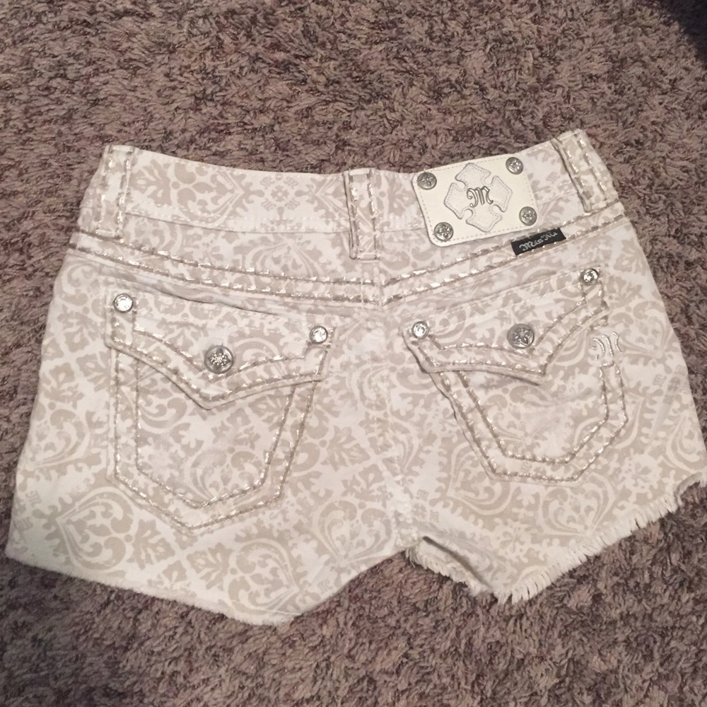 Miss Me cargo shorts LIKE NEW