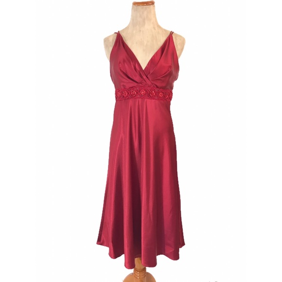 Maria Bonita Satin Embroidered Dress with Scarf - Picture 4 of 7