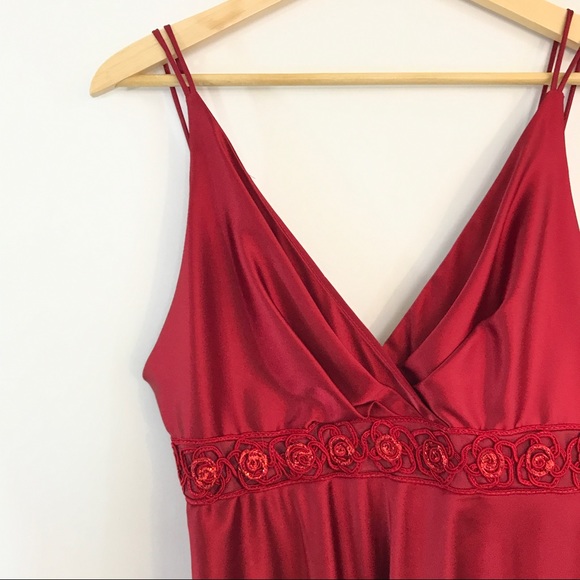 Maria Bonita Satin Embroidered Dress with Scarf - Picture 6 of 7