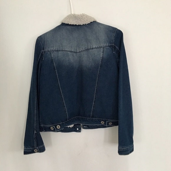 Denim jacket - Picture 2 of 3