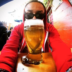 Meet your Posher, Johnny