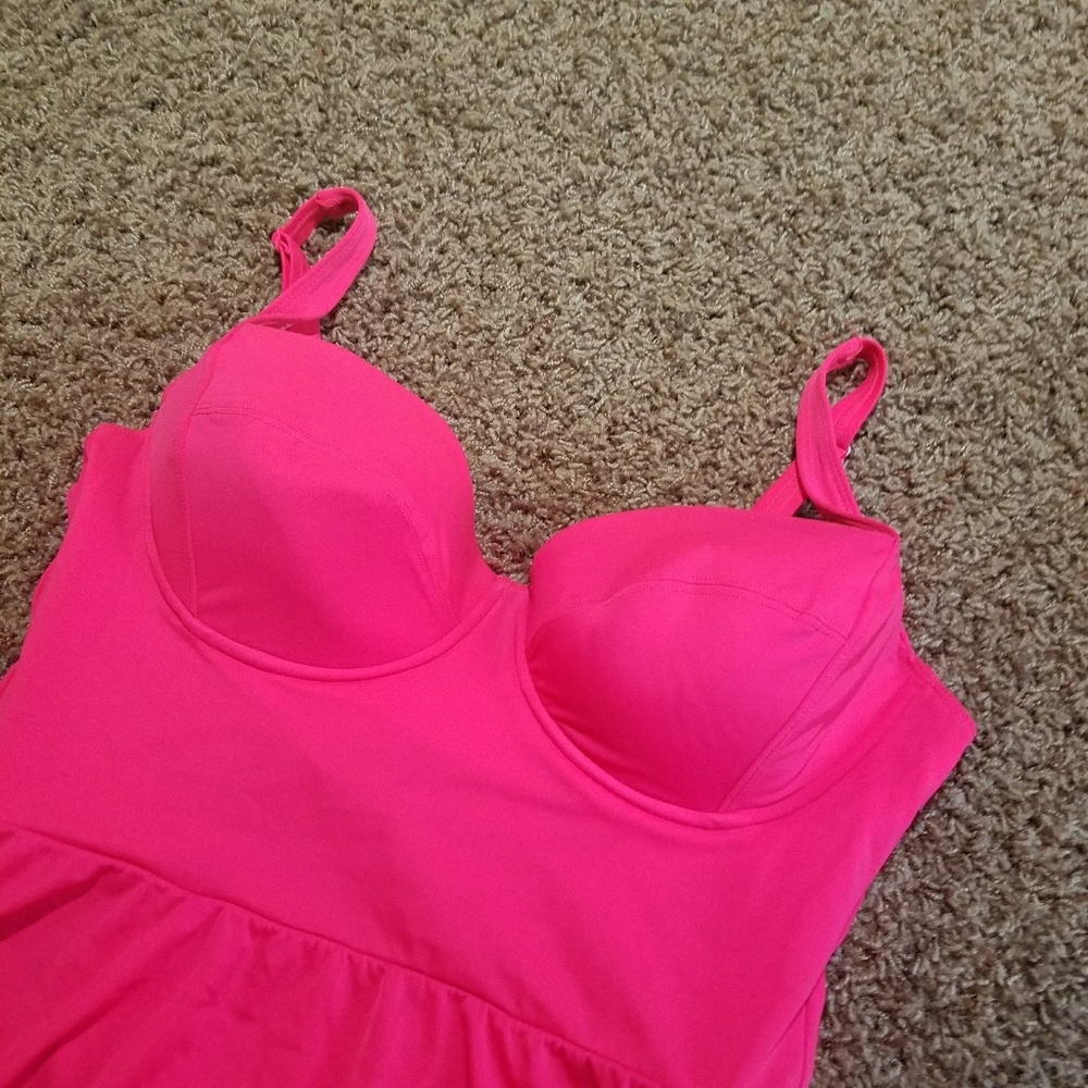 Torrid Size 1 pink Swimsuit one piece