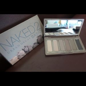BNIB urban decay naked 2 basics