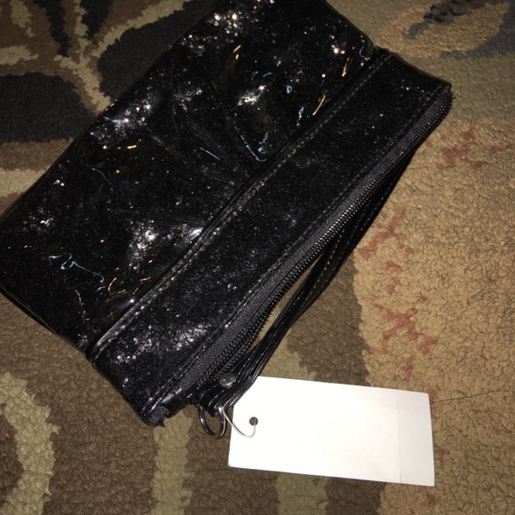 Nwt glitter wristlet with top zipper - Picture 2 of 11