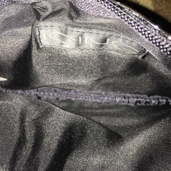 Nwt glitter wristlet with top zipper - Picture 6 of 11