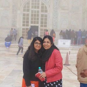 Meet your Posher, Regina