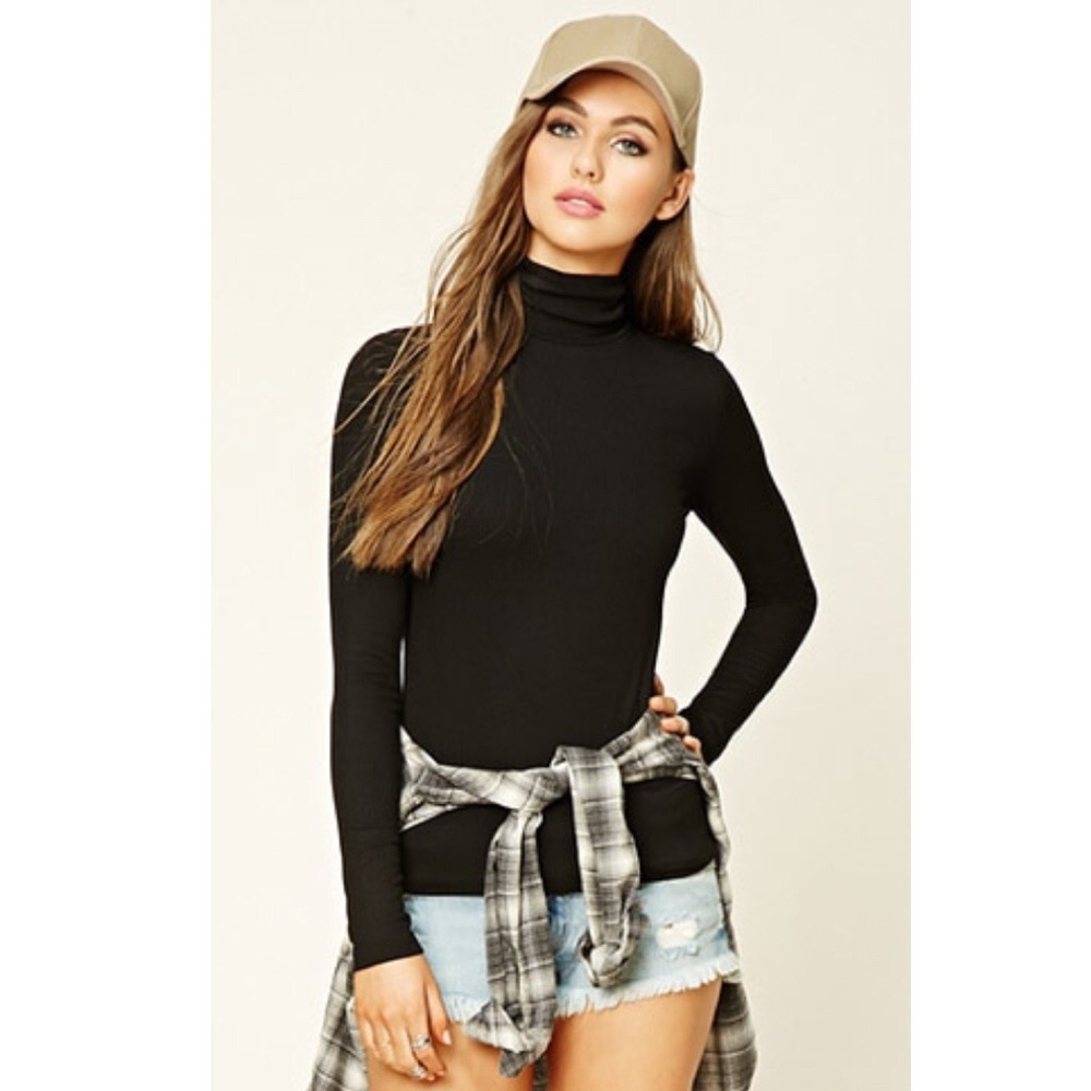 Ribbed Knit Turtleneck Top