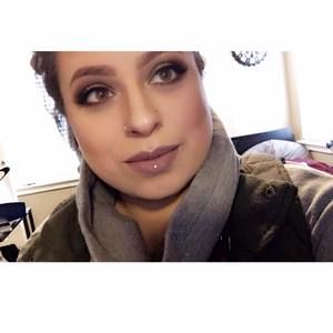 Meet your Posher, Marissa