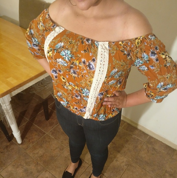 torrid Tops - Cute of the shoulder top