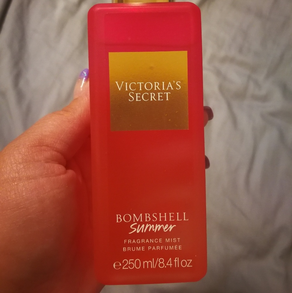 VS limited bombshell Summer
