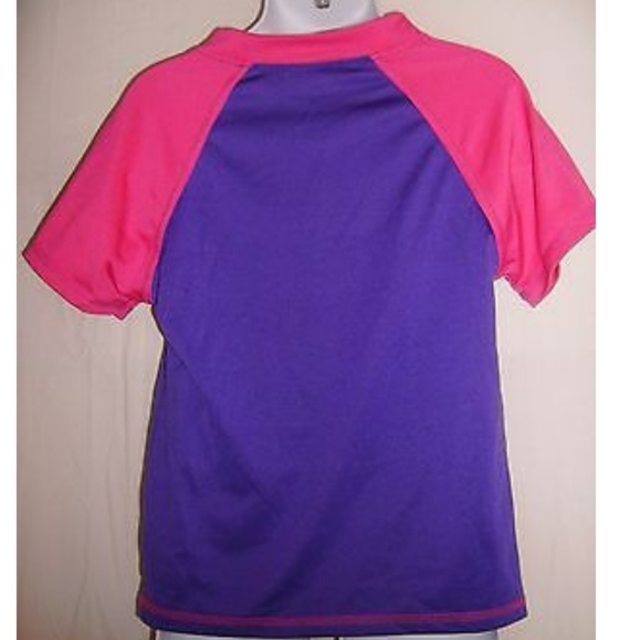 HELLO KITTY SWIM SHIRT - Picture 3 of 3