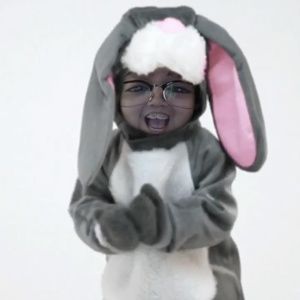 Meet your Posher, Ching