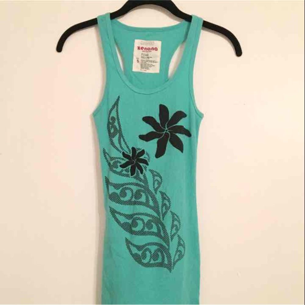 NWOT Sz S Turquoise Tiare/Floral Top