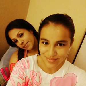 Meet your Posher, Deyanira