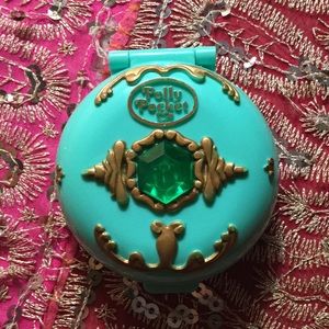 Vintage Polly pocket