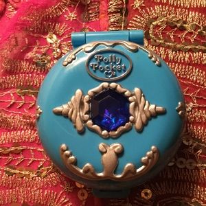 Vintage Polly pocket