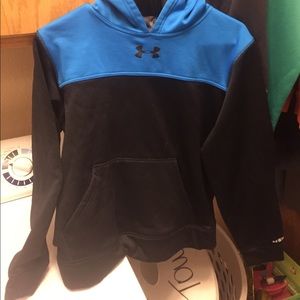 YOUTH Xl Under Armour  Hoodie