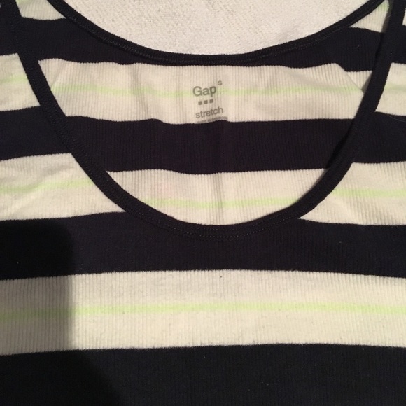 GAP Adorable Tanks! Awesome Deal! - Picture 2 of 3