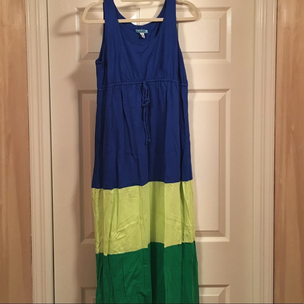 Maternity maxi