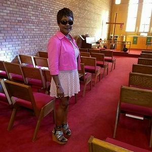 Meet your Posher, Henrietta