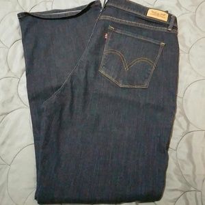 NWOT Women's 512 Boot Cut Levis