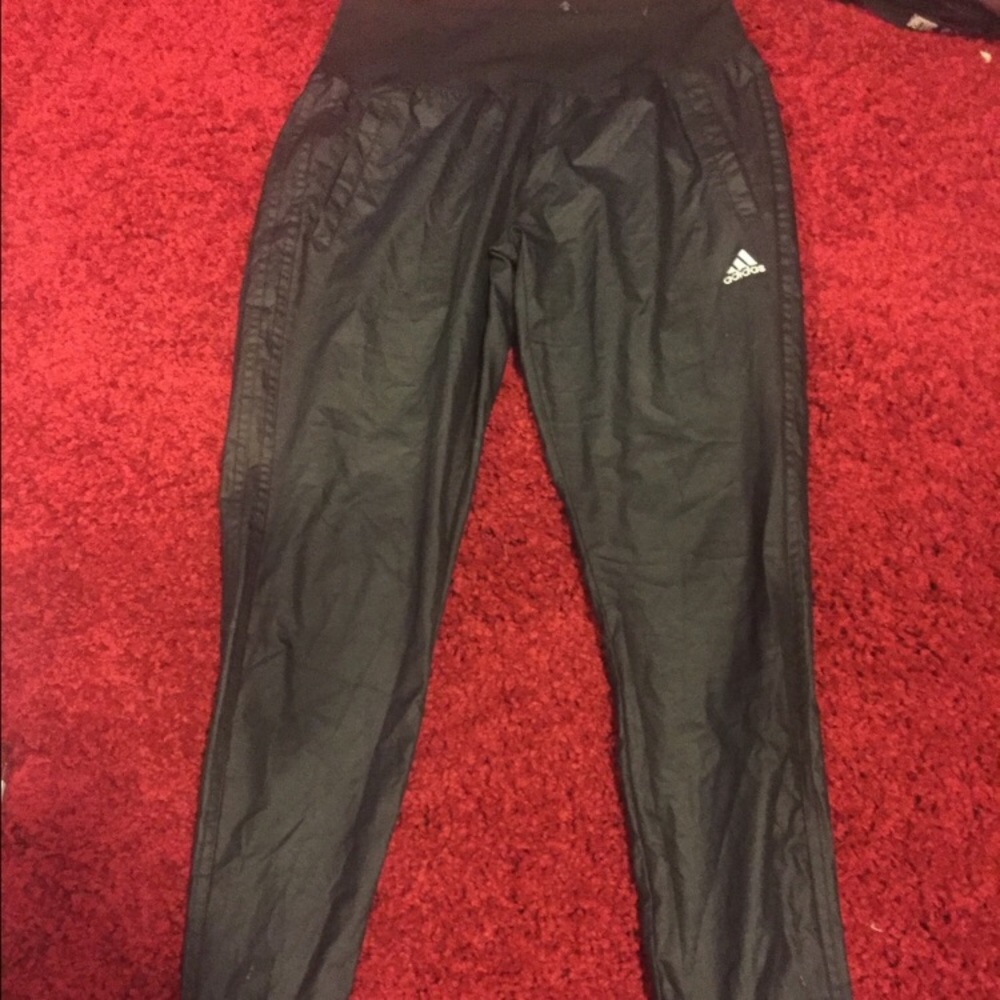 Adidas jogger pants Small