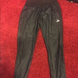 Adidas jogger pants Small