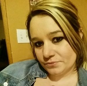 Meet your Posher, Brandi