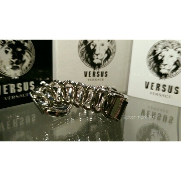 NWT🎁Versus by Versace Watch - Picture 2 of 5