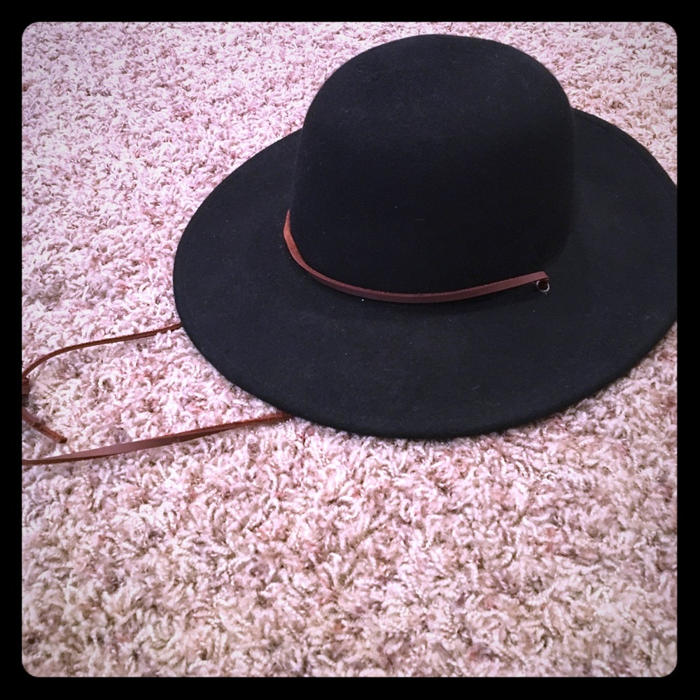 Brixton Tiller Hat. Black. Large