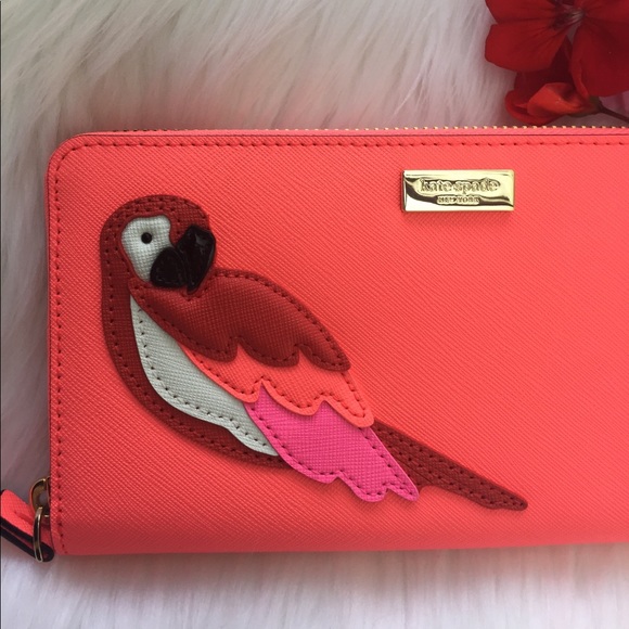 Kate Spade ♠️Parrot Zip Wallet - Picture 2 of 7