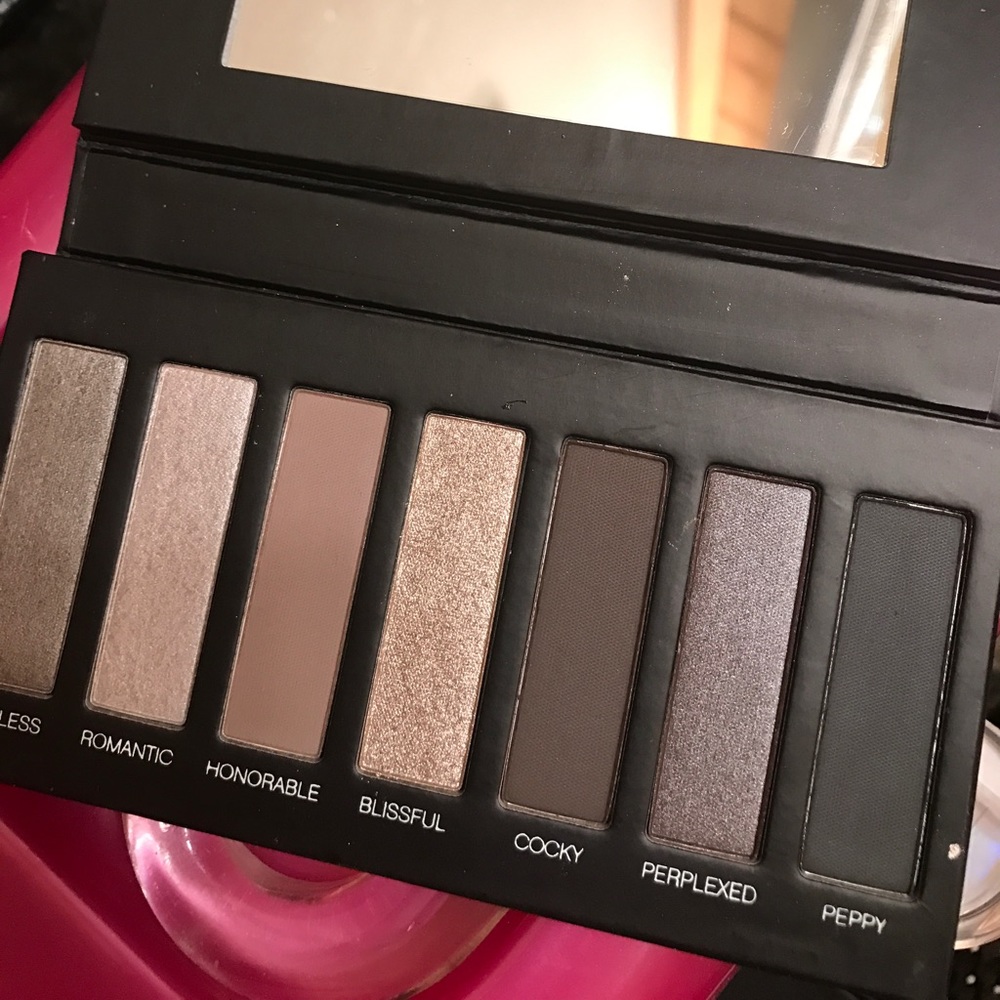Younique Moodstruck Addiction Palette #2