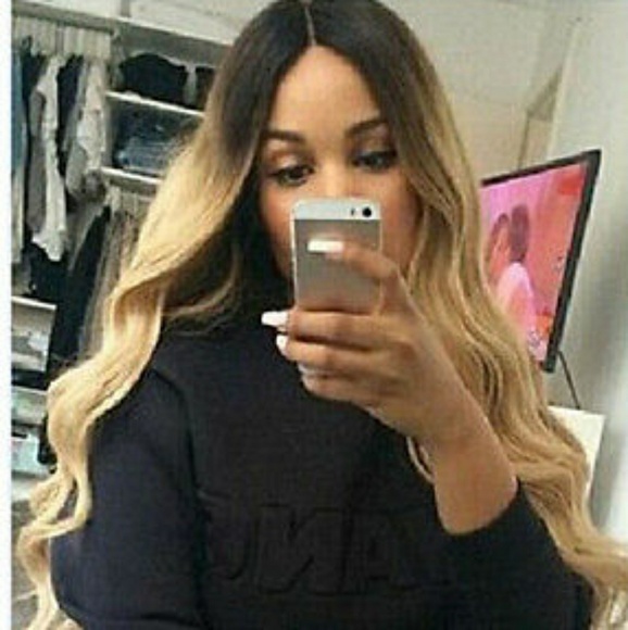 Blonde Ombre Lacefront Wig 22-24 inches!!