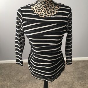 Black & White dress top 3/4 sleeve