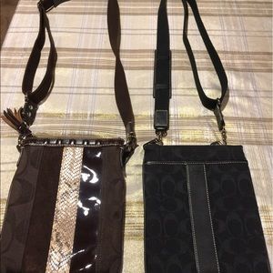 2 coach cross body shoulder bags