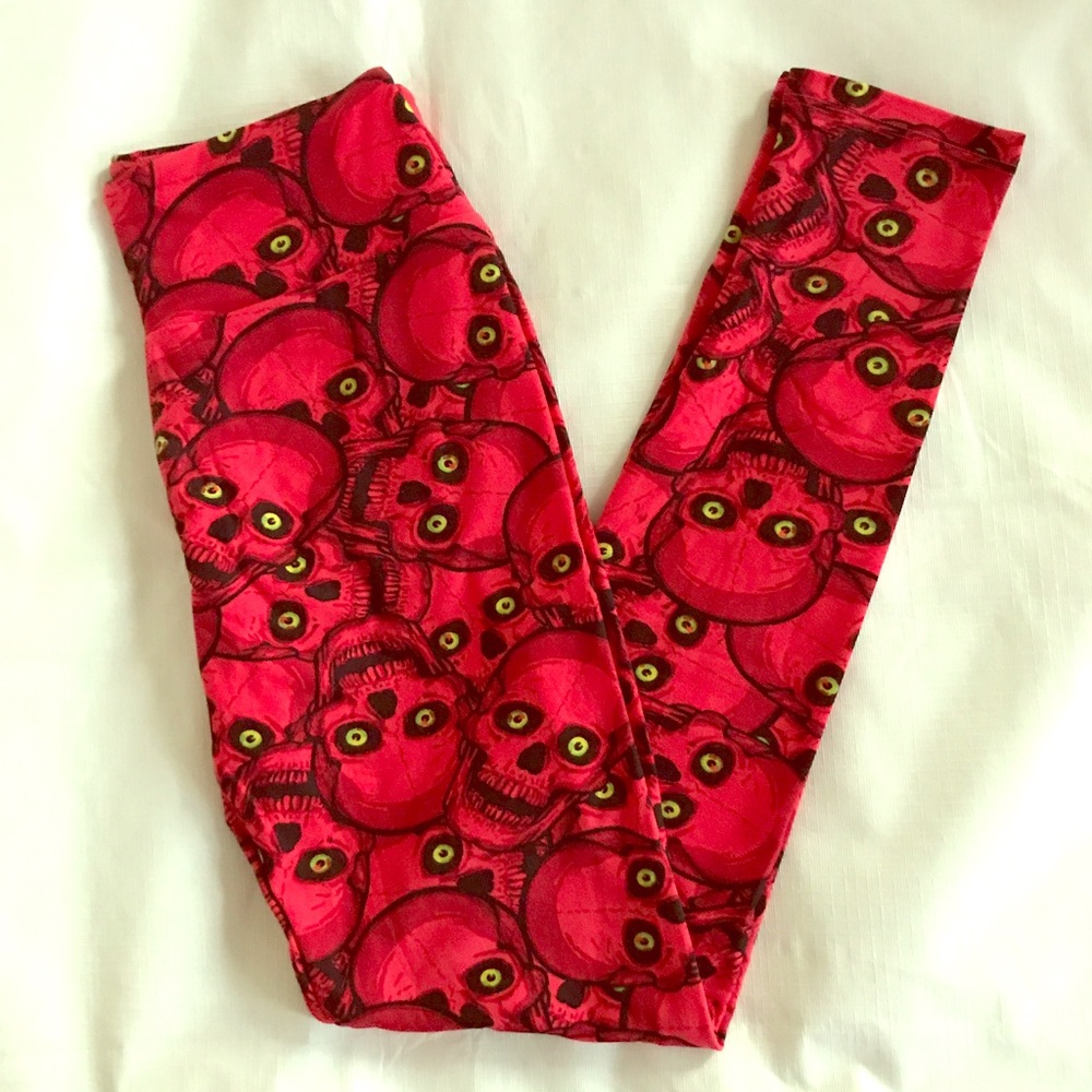 BNWT LulaRoe Halloween red skull-print leggings