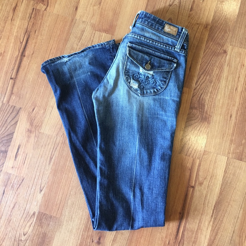 PAIGE JEANS SIZE 26  LENTH 33